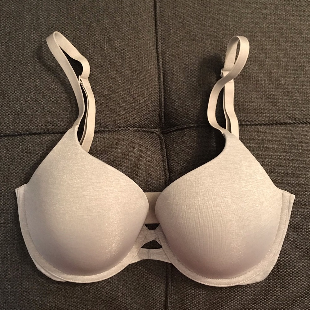 *NWOT* Victoria’s Secret Perfect Shape Bra